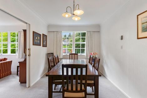 Photo of property in 4 Freemans Way, Pinehaven, Upper Hutt, 5019