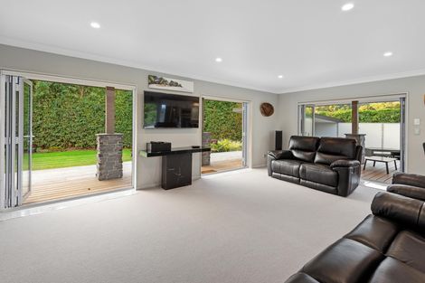 Photo of property in 31 Crisp Road, Parua Bay, Whangarei, 0174
