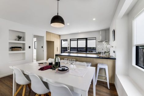 Photo of property in 51 Poaka Avenue, Dinsdale, Hamilton, 3204