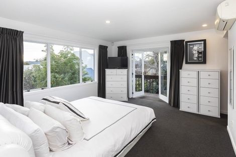 Photo of property in 36 Jacksons Road, Lyttelton, 8082