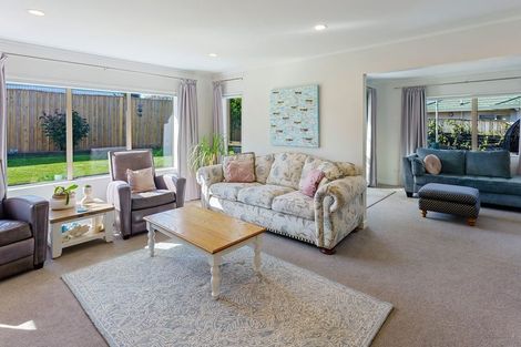 Photo of property in 3 Stella Court, Paraparaumu, 5032