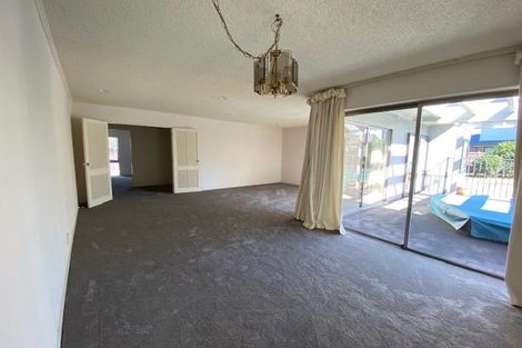 Photo of property in 21a Bramley Drive, Farm Cove, Auckland, 2012