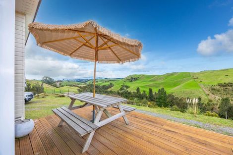Photo of property in 925 Ngaroma Road, Wharepuhunga, Te Awamutu, 3874