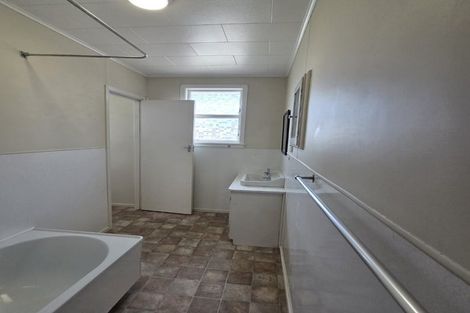 Photo of property in 1/67 Young Street, New Plymouth, 4310