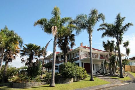 Photo of property in 25 Lynmore Drive, Hillpark, Auckland, 2102