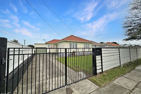 Photo of property in 33 Swiss Avenue, Gonville, Whanganui, 4501