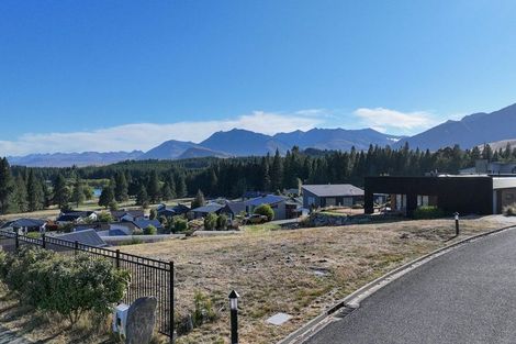 Photo of property in 2 Rankin Rise, Lake Tekapo, 7999