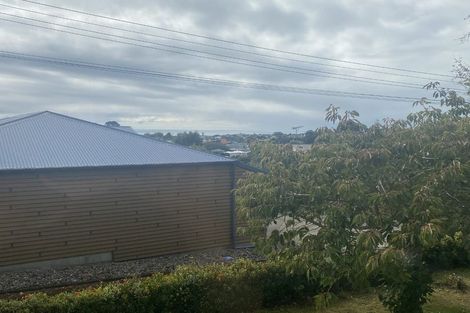 Photo of property in 42 Awanui Street, Merrilands, New Plymouth, 4312