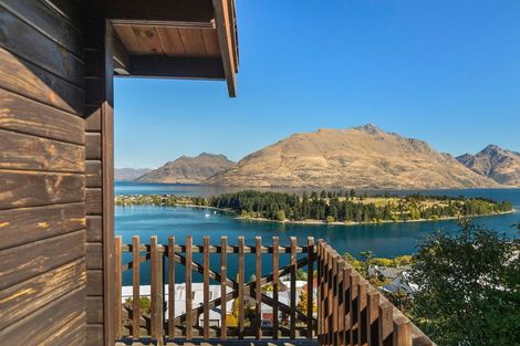 Photo of property in 11 Longwood Place, Queenstown, 9300