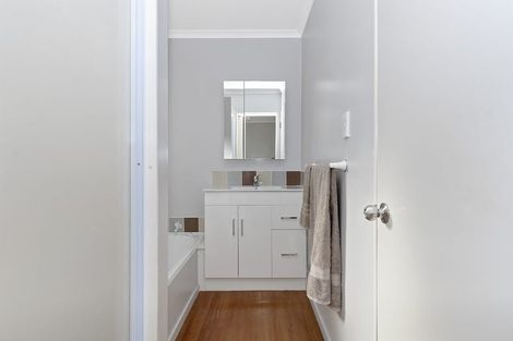 Photo of property in 205 Waitaha Road, Welcome Bay, Tauranga, 3112