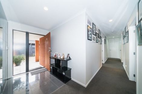 Photo of property in 37 James Line, Kelvin Grove, Palmerston North, 4414