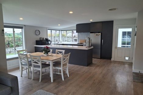 Photo of property in 9 Mcdonnell Road, Arrowtown, 9302