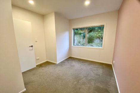 Photo of property in 61u5 Black Rock Road, Newlands, Wellington, 6037