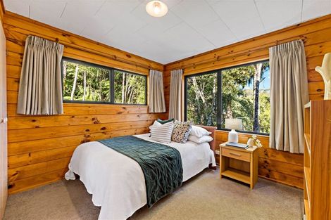 Photo of property in 87 Bethells Road, Waitakere, Henderson, 0782