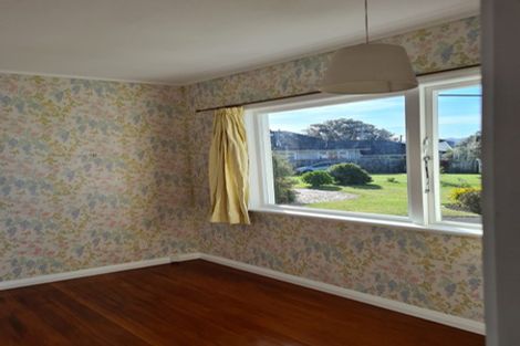 Photo of property in 14 Melvill Grove, Waterloo, Lower Hutt, 5011