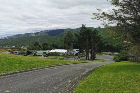 Photo of property in 28 Kaitangata Crescent, Kelson, Lower Hutt, 5010