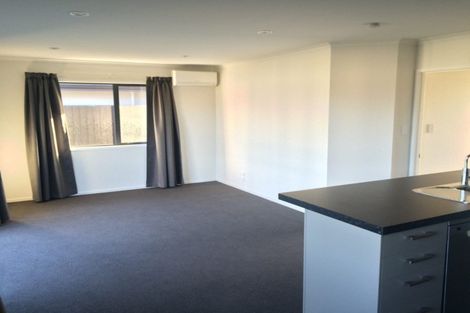 Photo of property in 33 Limbrick Crescent, Wigram, Christchurch, 8042