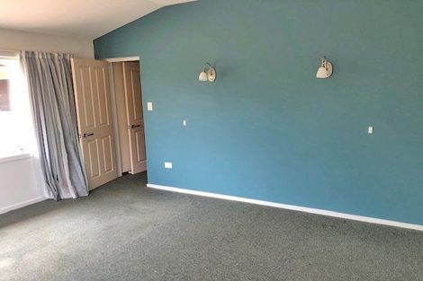 Photo of property in 32 Hamptons Road, Prebbleton, Christchurch, 7674