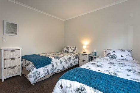 Photo of property in 13 Victoria Street, Coromandel, 3506