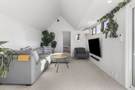 Photo of property in 2/231 Hurstmere Road, Takapuna, Auckland, 0622
