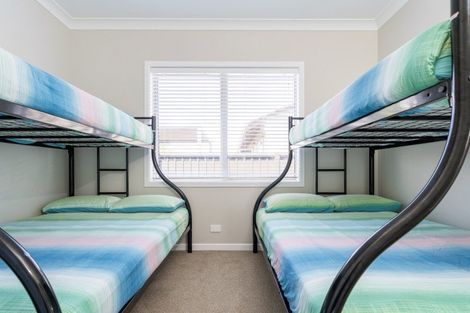 Photo of property in 4 Eyre Street, Henderson, Auckland, 0612