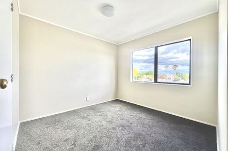 Photo of property in 49 Trimdon Street, Randwick Park, Auckland, 2105