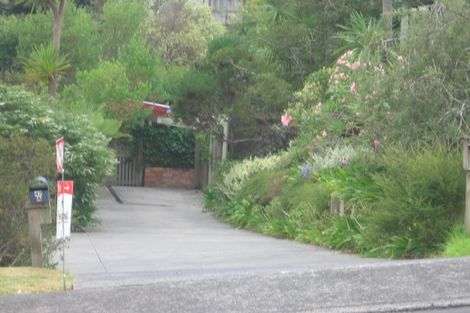 Photo of property in 2/47 Roberts Road, Glenfield, Auckland, 0629