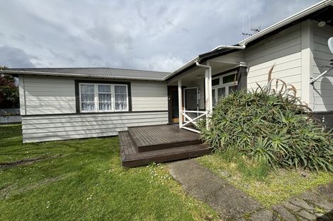 Photo of property in 30 Lyndhurst Street, Takaro, Palmerston North, 4412