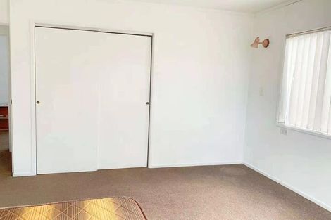 Photo of property in 104 Lynwood Road, New Lynn, Auckland, 0600