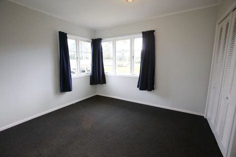 Photo of property in 18 Toru Street, Te Atatu Peninsula, Auckland, 0610