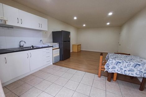 Photo of property in 12 Graham Collins Drive, Windsor Park, Auckland, 0632