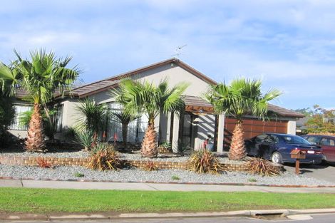 Photo of property in 7 Mellefont Close, East Tamaki Heights, Auckland, 2016