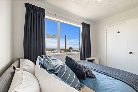 Photo of property in 25b Port View Crescent, Moturoa, New Plymouth, 4310