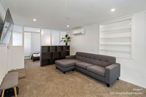 Photo of property in 2/22 Onepoto Road, Hauraki, Auckland, 0622