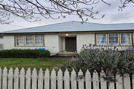 Photo of property in 38 Seddon Street, Wallaceville, Upper Hutt, 5018