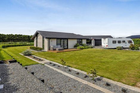 Photo of property in 1 Larlin Drive, Hawera, 4675