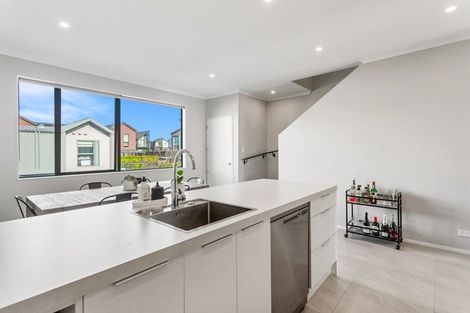 Photo of property in 6/4 Matimati Place, Hobsonville, Auckland, 0616