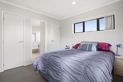 Photo of property in 102a Racecourse Road, Waiuku, 2123