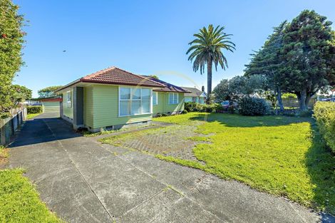 Photo of property in 495 Massey Road, Mangere, Auckland, 2022