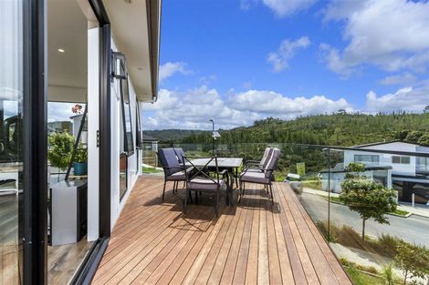 Photo of property in 50 Pacific Heights Road, Orewa, 0931