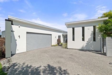 Photo of property in 15 Riverwood Boulevard, Redwood, Christchurch, 8051