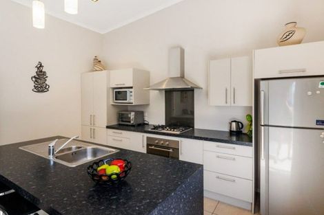 Photo of property in 10 Galea Grove, Kelvin Grove, Palmerston North, 4414