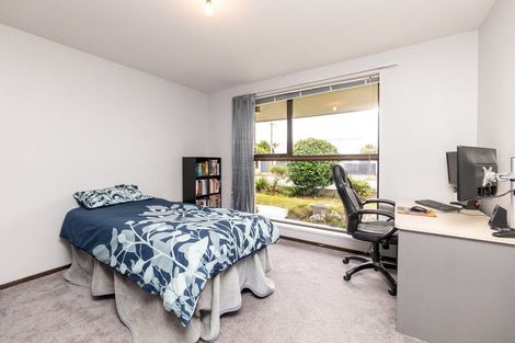 Photo of property in 16 Veitches Road, Casebrook, Christchurch, 8051