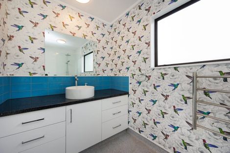 Photo of property in 26 Peppertree Glade, Kelvin Grove, Palmerston North, 4414