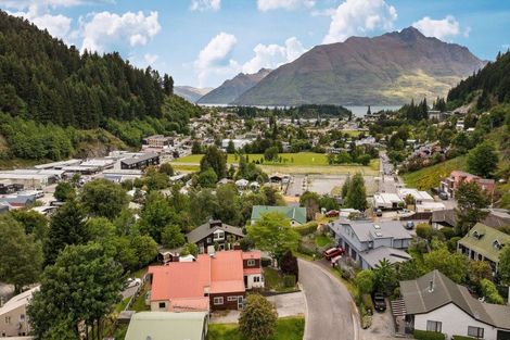 Photo of property in 27a Bowen Street, Queenstown, 9300