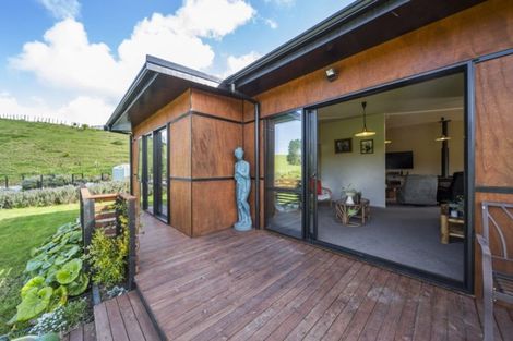 Photo of property in 63a Saxton Road, Upper Vogeltown, New Plymouth, 4371