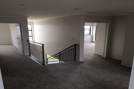 Photo of property in 21 Costa Viva Crescent, Karaka, Papakura, 2113