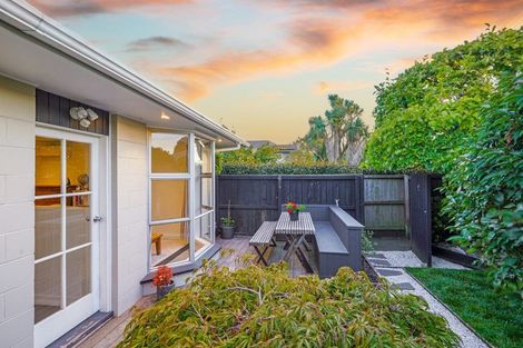 Photo of property in 3/5 Coles Place, St Albans, Christchurch, 8014