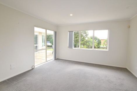 Photo of property in 9 Judd Place, Orewa, 0931