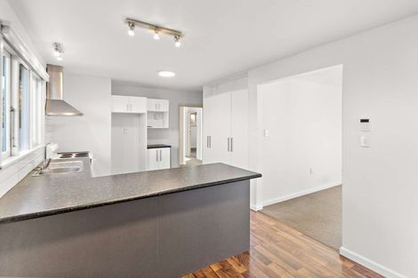 Photo of property in 32 Vagues Road, Northcote, Christchurch, 8052